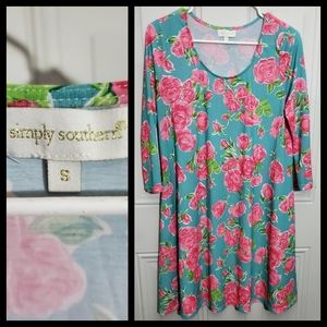 Simply Southern Dresse Size Small With Pockets!